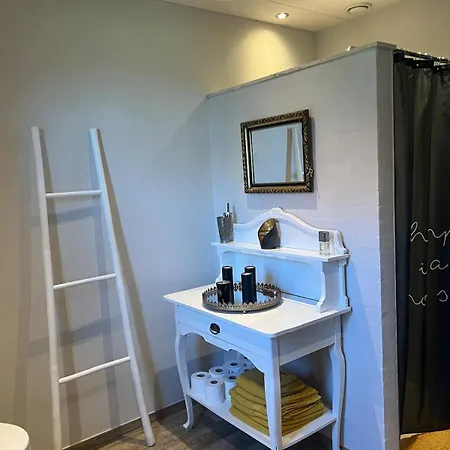 Villa Charmerende Landhus Taet Pa Boxen Og Centrum *