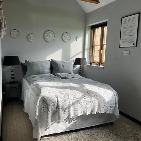 Charmerende Landhus Taet Pa Boxen Og Centrum Herning